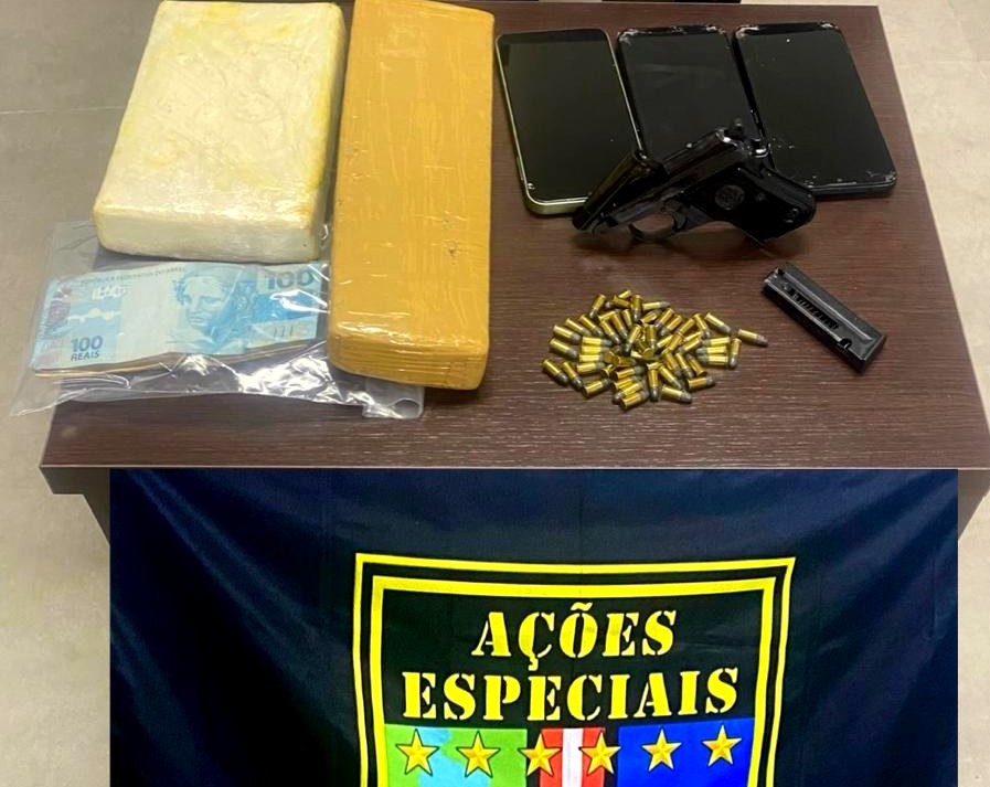 Baep apreende drogas, arma e munições no bairro Vila Rica