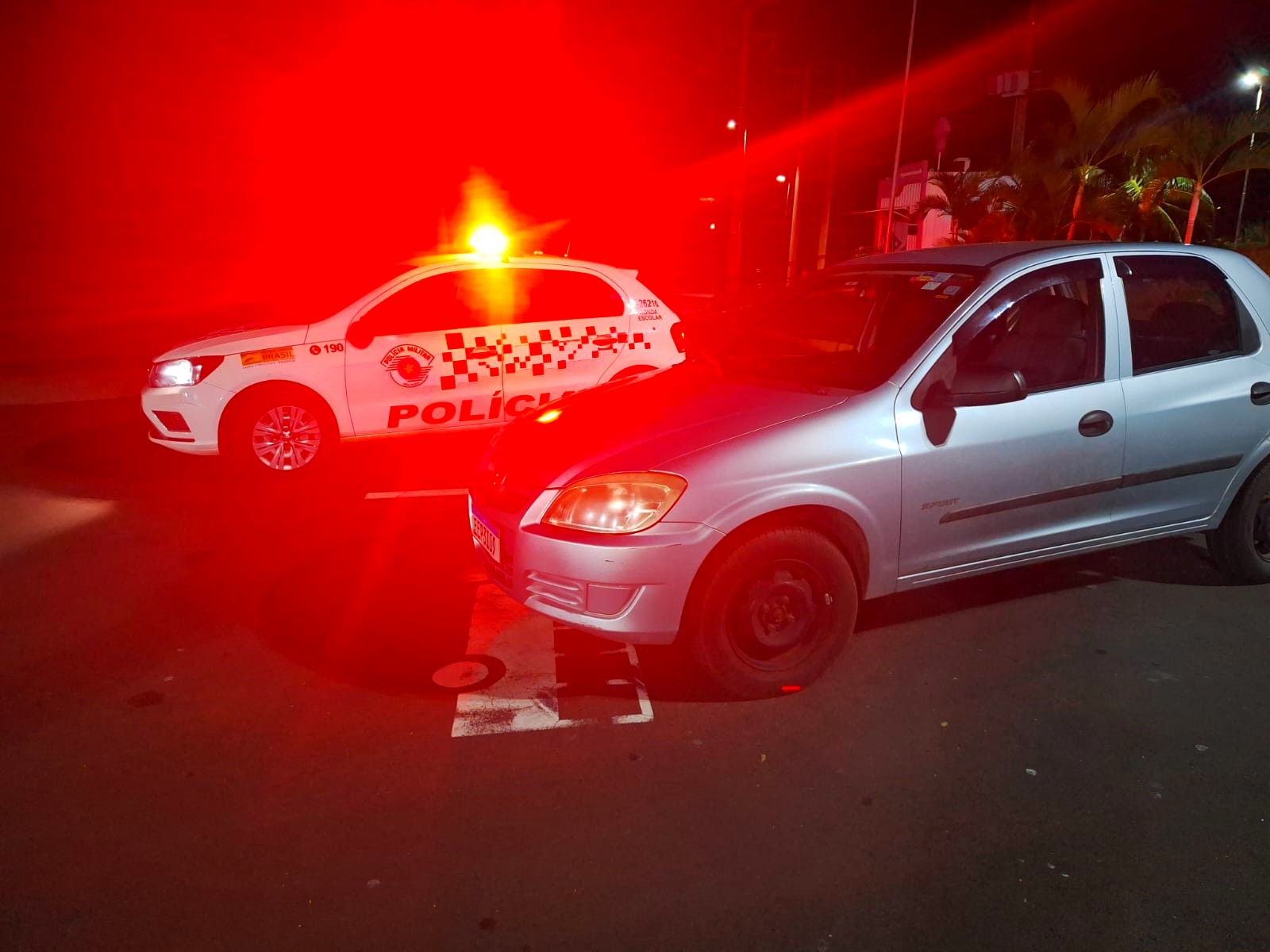 Casal é preso por furto de veículo em rodovia de Jaguariúna