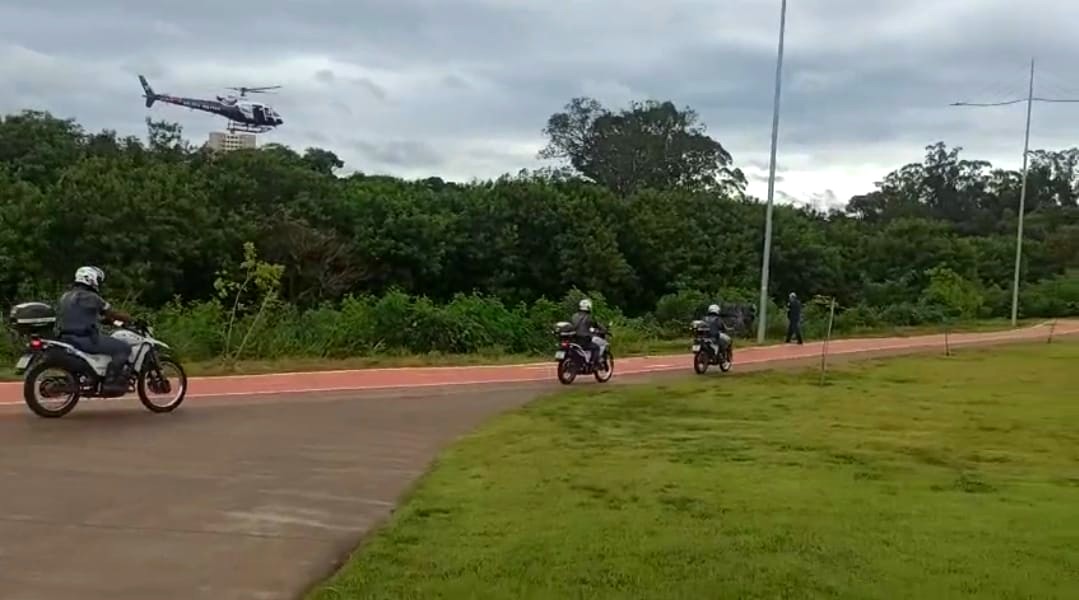 Perseguição a suspeito em carro roubado tem apoio do Águia em Hortolândia