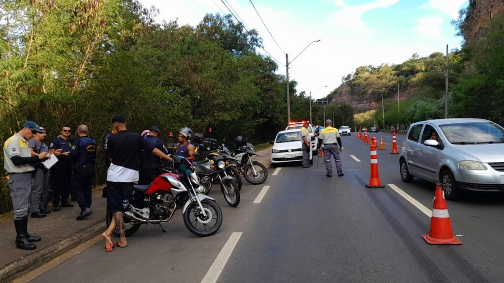 Em 21 dias de campanha Maio Amarelo, Piracicaba fiscaliza 127 veículos e faz 8 ações de conscientização