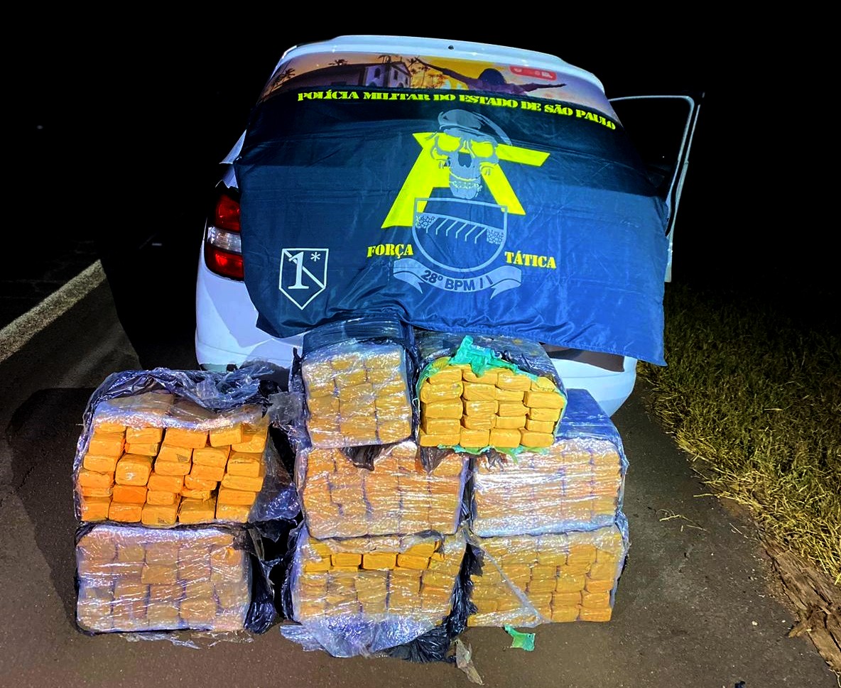 Taxista é preso pela PM com 213 kg de maconha que seriam entregues em Campinas